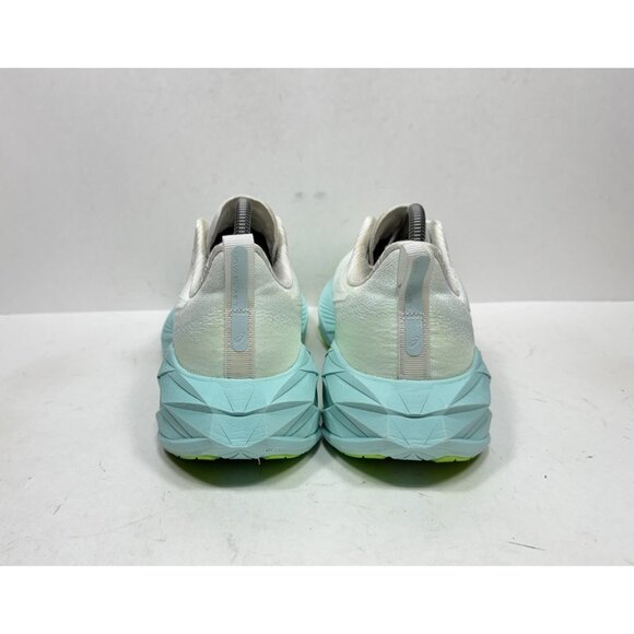 Asics Novablast 4 Shoes White Blue Womens Size 10 Running Sneakers Road 1012B510 - Picture 4 of 8